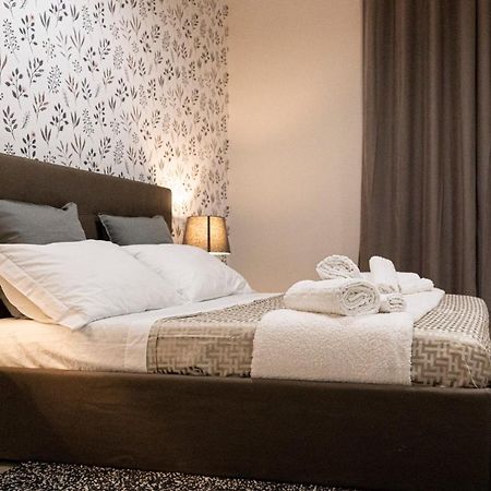 Casa Mago Apartment Катания Екстериор снимка