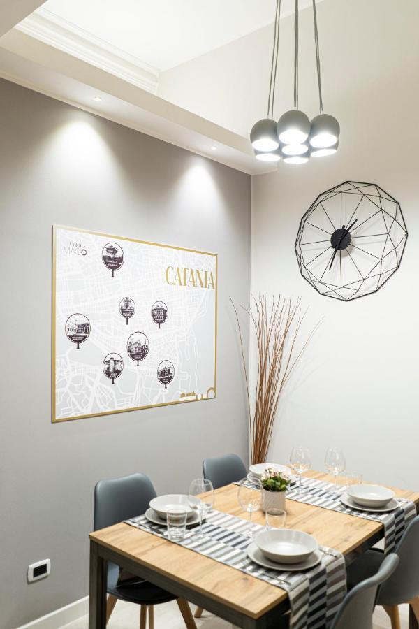 Casa Mago Apartment Катания Екстериор снимка