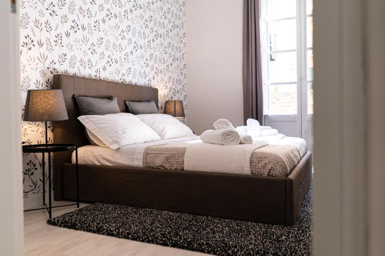 Casa Mago Apartment Катания Екстериор снимка