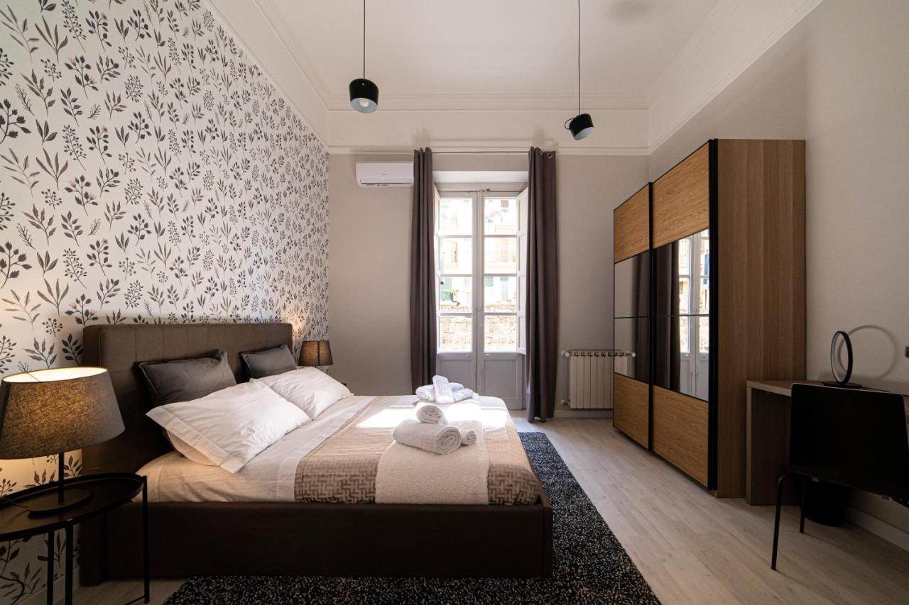 Casa Mago Apartment Катания Екстериор снимка